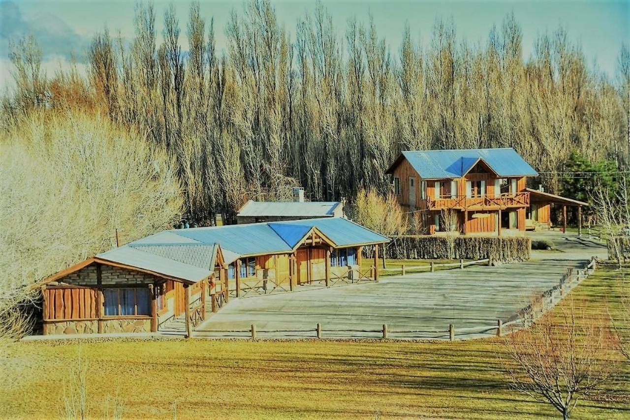 Hosteria & Cabanas Rio Fenix Perito Moreno Exterior foto